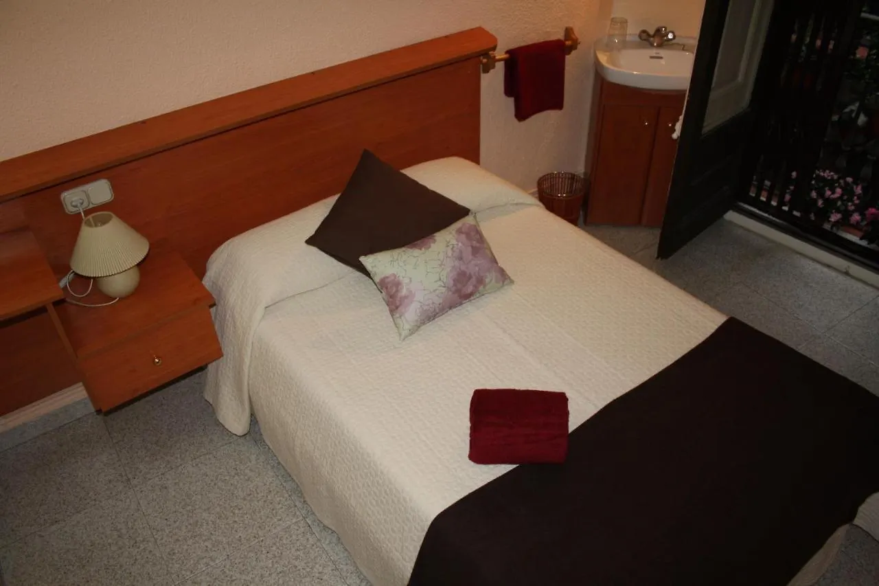 Guest house Pension Colmenero Barcelona Spain